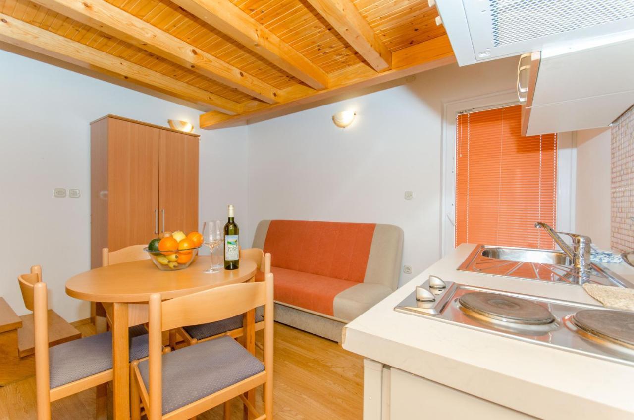 Knezovicapartments Živogošće Kültér fotó