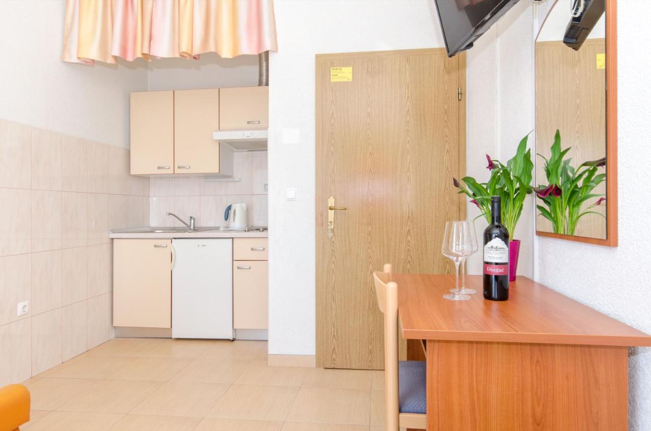 Knezovicapartments Živogošće Kültér fotó